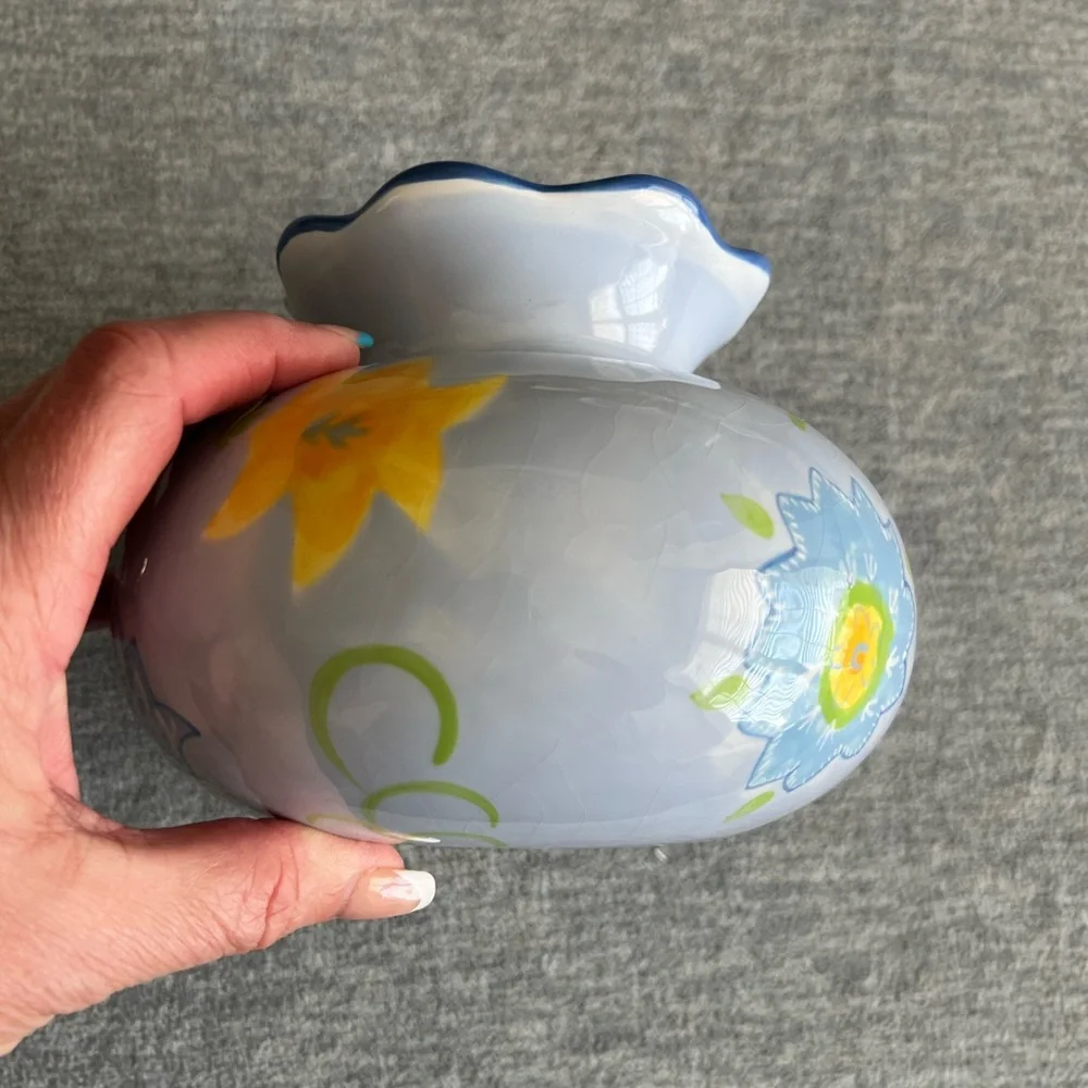 Kimberly Hodges Hallmark Floral Ceramic Vase with Blue‎ and Green Accents Spring